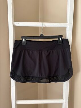 lululemon black skirt
